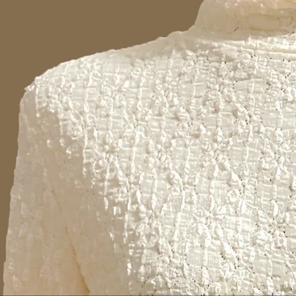 Textured Turtle Neck Top - Picture 3 of 4